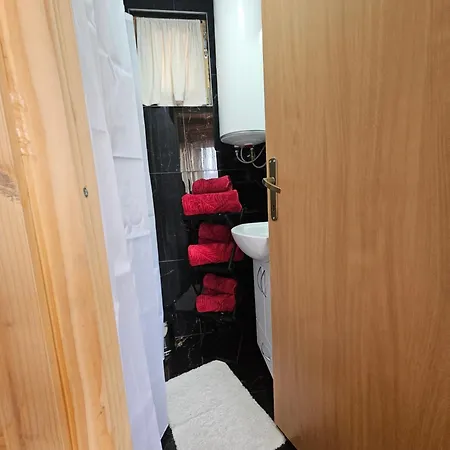 Kucica Na Kraju Knk Tatil Evi *